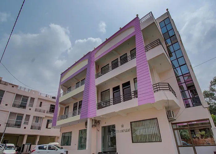 Hotel O Star Leaf Jaipur